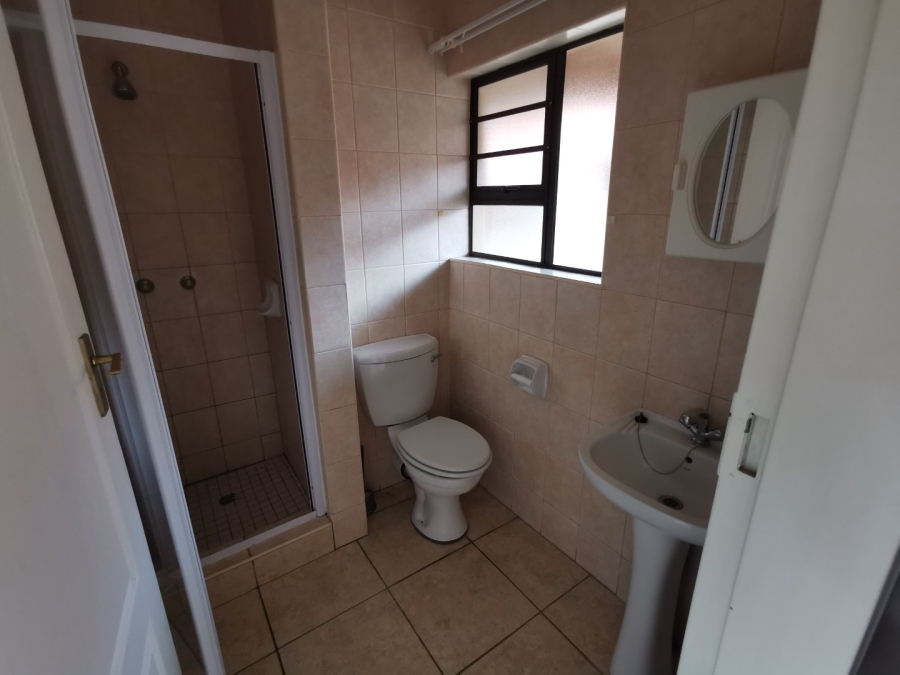 To Let 1 Bedroom Property for Rent in Die Bult North West